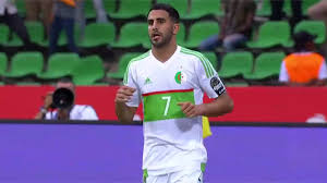 Mahrez envoie l'algérie au cameroun. Video D Un Bel Enroule Du Gauche Riyad Mahrez A Lance La Can De L Algerie Avec La Maniere Eurosport