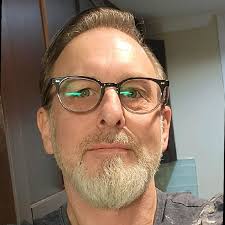 Derek Boucher's Instagram, Twitter & Facebook