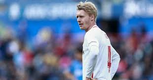 Fenerbahçeli futbolcu simon kjaer ve eşi elina gollert.pic.twitter.com/wks6ziqe8q. Ismi Fenerbahce Yle Anilan Simon Kjaer Istanbul Da 90min