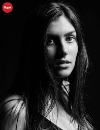 Danielle Finley's Instagram, Twitter & Facebook