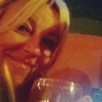 Marisa Romo's Instagram, Twitter & Facebook