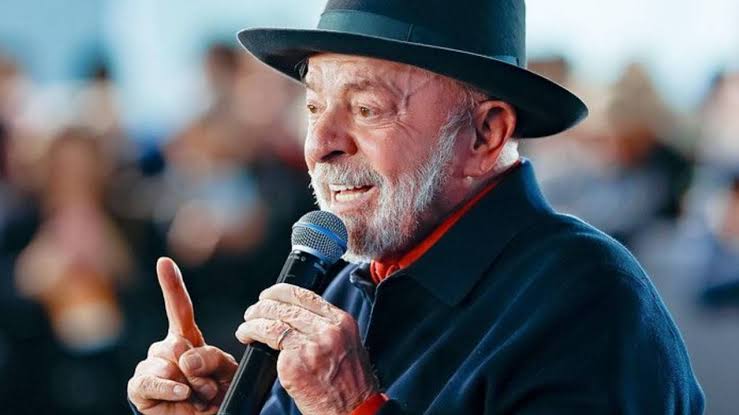 Lula cita 'Hitler', ofende catarinenses, e o comício 'flopou' - Diário do  Poder