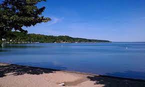 Crystal Lake Places To Go Beulah Beulah Michigan