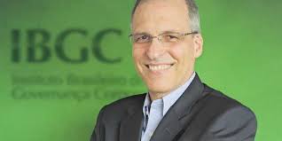 Entrevista: Carlos Eduardo Lessa Brandão