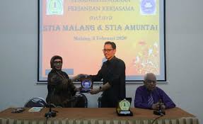 Sekolah tinggi ilmu administrasi malang. 14 Februari 2020 Stia Amuntai