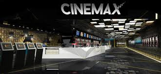 De la grăsuța hollywoodului, la cea mai invidiată femeie. Comedia Loserii De La Seral A Debutat Pe Primul Loc In Box Profit Ro