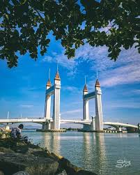 Ia merupakan jambatan keempat di kawasan bandar kuala terengganu yang menyeberangi sungai terengganu selepas jambatan. Ahmad Sanusi Husain Com Jambatan Angkat Draw Bridge Kuala Terengganu Terengganu Malaysia