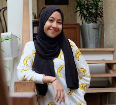 20:23 nissya aldilla sila 46 637 просмотров. Anak Umi Pipik Kepergok Jalan Bareng Pesepak Bola Muda Tanah Air Ini