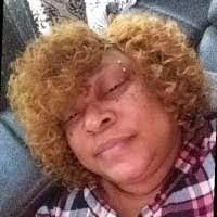 Tracey Meade's Instagram, Twitter & Facebook