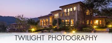 Twilight Photography How To Make Amazing Photos At Blue Hour Twilight Photos Photography Settings Real Estate Photography