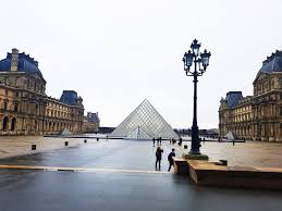 Găsește imagini cu louvre piramidi. Top Capodopere La Luvru Pe Care Nu Trebuie Sa Le Ratezi Holiday And Trips