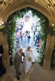 Meghan markle made the ultimate power move when she invited some of the most influential people in hollywood to her royal wedding. How Prince Harry And Meghan Markle S Royal Wedding Stacks Up With Will And Kate S
