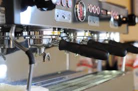 High volume coffee environments demand that a barista can work fast and efficiently to produce drinks during busiest periods of the day. Inside La Marzocco Starbucks Original Espresso Machine Gets A High Tech Makeover Geekwire