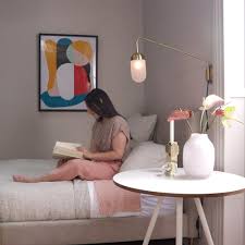 It holds the books and magazines you're in the middle of, your reading lamp, and your personal toucheswhen i'm styling a bedside table, i like to include personal things that mean something to me, items collected from travel. 24 Ways To Style Your Bedside Table Brit Co