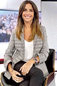 La periodista marplatense (de 32 años) está de novia con el intendente. Noticias Maria Belen Luduena Estoy En El Lugar Que Siempre Quise