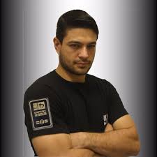 Inst. Eberth Salas (@kravmagaexperto)