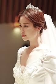 Actress Lee Tae Ran Is Gorgeous In Wedding Dress For Marriage Ceremony Wedding Hairstyles Bridal Hair Inspiration Best Wedding Hairstyles