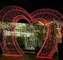 Arch Lighting Tunnel Commercial Grade Exterior Outdoor 3D Led Christmas  Heart-shaped Winter Christmas Display Motif Light
