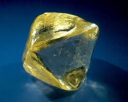 Diamond 42 Carats Barkly West South Africa Rocks And Minerals Gems And Minerals Stones And Crystals