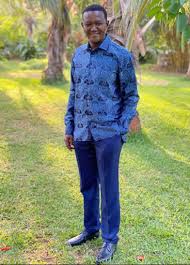 Dr alfred nganga mutua (born 22 august 1970) was the 1st official kenyan government spokesperson and public communications secretary. I Love Nviiri Alfred Mutua Makes Surprise Visit On Kissfm