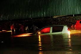 Waktu doa hari ini di ayer keroh akan bermula pada 05:44 (matahari terbit) dan selesai di 20:28 (isyak). Banjir Kilat Di Melaka 20 Kenderaan Tenggelam 5 Kawasan Terjejas