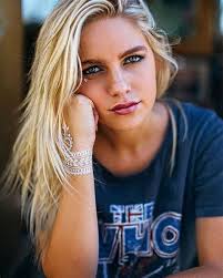 Madison Louch Media Collection 2025: Vids & Pics #716