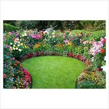 I Love The Circular Effect Of This Dahlia Border Circular Lawn Backyard Landscaping Beautiful Gardens
