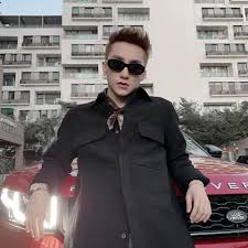 Sơn tùng là 1 rapper, ca sĩ nổi tiếng việt nam. SÆ¡n Tung M Tp Khoe áº£nh Ban Nude Cá»±c Sexy Vá»›i Hinh XÄƒm Khá»§ng Khiáº¿n Fan Máº¥t Ngá»§ Yeah1 Music
