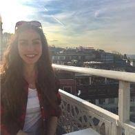 Konuşanlar demet'in sırtındaki dövmenin anlamı nedir? Konusanlar Demet Kimdir Exxen Konusanlar Son Bolumde Demet Kimdir Kac Yasinda Nereli Instagram Adresi Nedir Haberler
