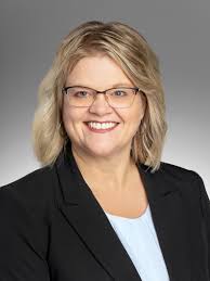 Veronica Schmidt of Vermillion Recognized as Top Critical Access Hospital  CEO to Know 2024