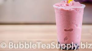 How To Make Strawberry Smoothie With Flavor Powder Frozen Fruit And Boba Tapioca Pearls Bubble Tea Supply Blog Recipe Bubble Tea Recipe Bubble Tea Supplies Bubble Tea