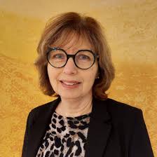 Ansprechpartner*innen