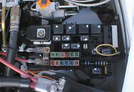 View and download dodge ram 1500 owner's manual online. Pdc Power Distribution Center Under Hood Fuse Box Wiring Question Dodge Ram Forum