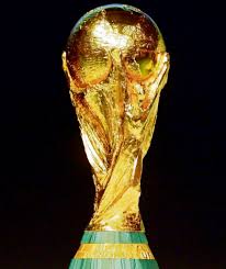 Sei es nun der dfb fussball pokal, die meisterschale oder internationale pokale, jeder hätte die gerne in der vitrine. Fifa Wm 2018 In Russland So Viel Ist Der Wm Pokal Wert Fifa Wm 2018 Bild De