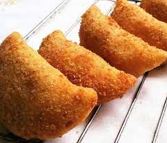 Philly Moons Or Breadrolls Recipe By Sh4k33r4 Recipes Recipe Indian Snack Recipes Ramadan Recipes Savoury Food