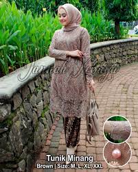 Salah satunya adalah atasan kebaya brokat prancis model tunik seperti yang terlihat pada gambar dibawah ini. Atasan Kebaya Modern Atasan Tunik Tile Mutiara Terbaru Harga Promo Lazada Indonesia