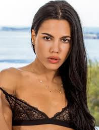 Apolonia Lapiedra - IMDb