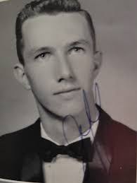 Dexter Tabor's Instagram, Twitter & Facebook