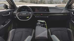 Sie werden es spüren, bei jeder fahrt. Kia Ev6 Elektro Crossover Mit Stattlicher Reichweite Kicker