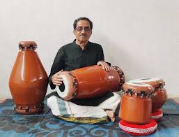 It is the only remaining form of literally, ghatam means a fired clay pot, which is traditionally used by indian households to keep. Making Vegan Indian Musical Instruments Into The Minds Of Creative Geniuses The Vegan Review