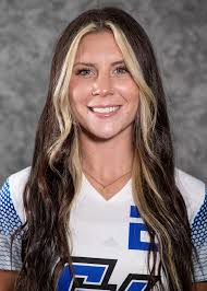 Stephanie Sturgeon's Instagram, Twitter & Facebook