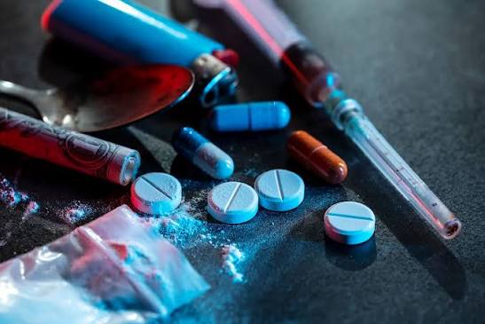 Drug Abuse & Addiction: Effects on Brain, Risk Factors, Signs