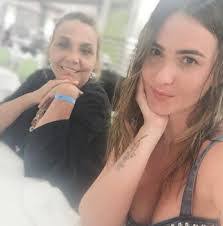 Farah Ortiz's Instagram, Twitter & Facebook