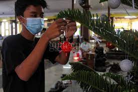 Bersumber dari website pgi.or.id pgi telah merilis tema natal untuk tahun 2020. Corona Tema Hiasan Natal 2020 Di Gereja St Maria Assumpta Pakem Yogya Gudegnet