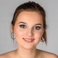 Olivia Norman's Instagram, Twitter & Facebook