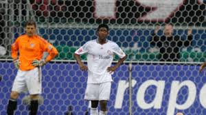 Latest on bayern munich defender david alaba including news, stats, videos, highlights and more on espn. Doppelfehler Von David Alaba Ein Albtraum Fc Bayern