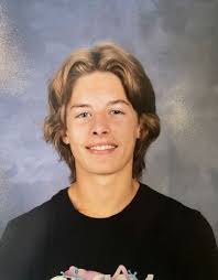 Lukas Powell's Instagram, Twitter & Facebook