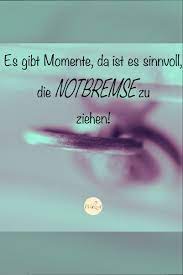 Mit der entsprechenden änderung des infektionsschutzgesetzes rücken ausgangsbeschränkungen ab 22 uhr und weitere schritte zur vermeidung von kontakten näher. Es Gibt Momente Da Ist Es Sinnvoll Leben Poster Weisheiten