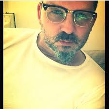 Other People's Money" En åben invitation (TV Episode 2025)