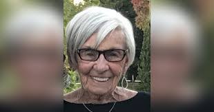 Suzanne Pollack's Instagram, Twitter & Facebook